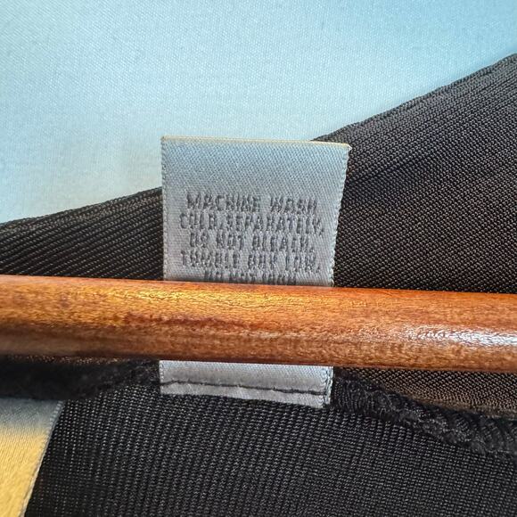 Chico’s Travelers Women’s 0 Slinky Stretch Blouse Black Wrinkle-Resistant Travel - Picture 7 of 8